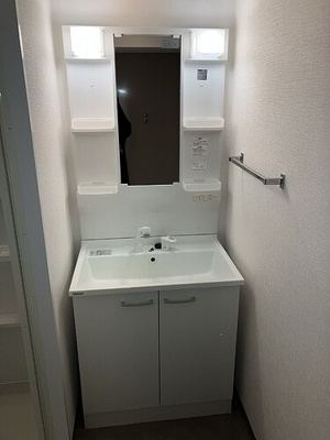 【独立洗面台】 | ライオンズマンション一橋学園 | スペースが確保できる洗面所です