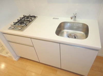 【キッチン】 | プラウドフラット荻窪Ⅱ | 2口コンロのシステムキッチン。