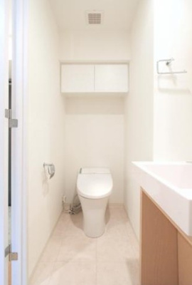 【トイレ】 | プラウドフラット荻窪Ⅱ | 温水洗浄便座。