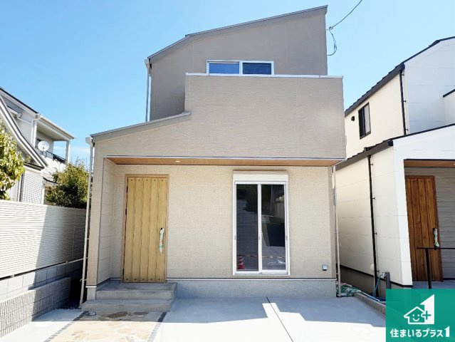 ■枚方市香里ケ丘　新築一戸建ての外観|現在建築中！落ち着いた街並みで新生活を始めることが出来そう！周辺の物件も併せてご紹介させて頂きます！