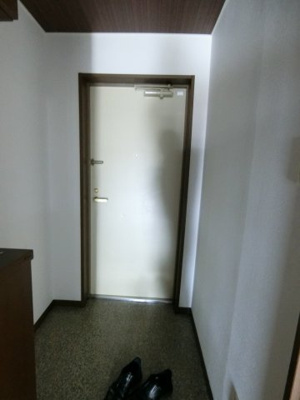 【玄関】 | セレスト米子角盤町