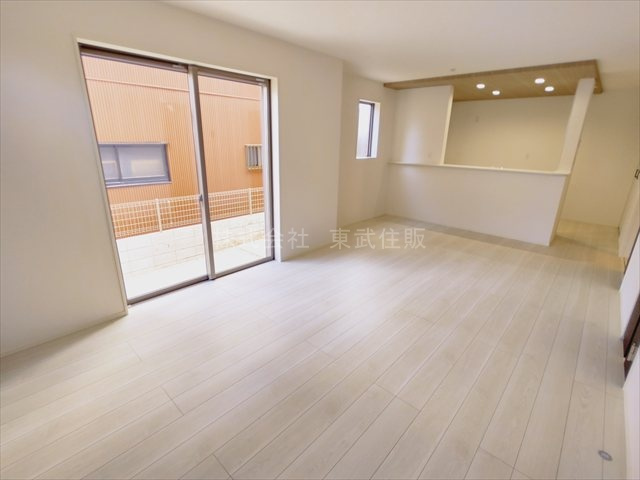 【居間・リビング】の画像