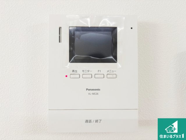 ■枚方市香里ケ丘　新築一戸建ての防犯設備|カラーモニターインターホン！声だけでなく来訪者の姿や顔がモニターで確認できるので、小さなお子様がいらっしゃるご家庭でも安心できます！