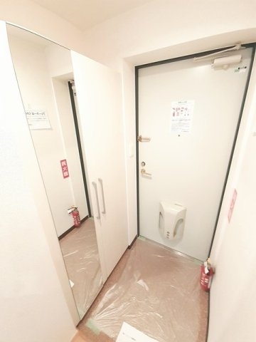 ローヤル　サルーン　札幌の玄関