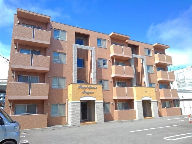 ローヤル　サルーン　札幌の外観