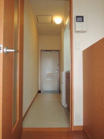 レオパレス福住Ｂの玄関