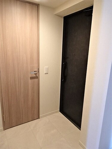 ザ・札幌タワーズ　イーストタワーの玄関