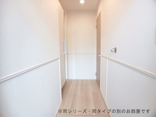 ルタンさくら新琴似の玄関