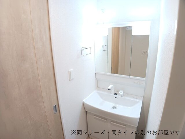 ルタンさくら新琴似の洗面所