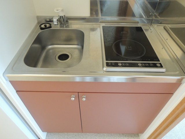 レオパレスメゾン　山　鼻のキッチン