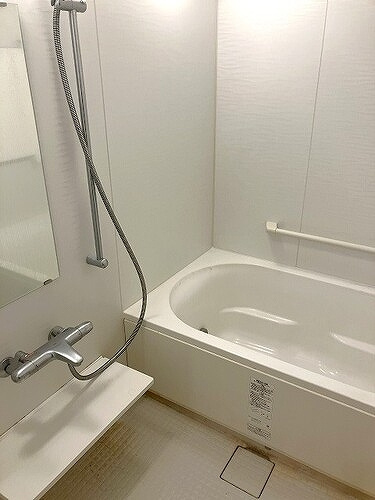 プレミストタワーズ札幌苗穂ＢＲＩＧＨＴＧＡＴＥの浴室