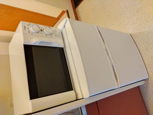 レオパレスコラソンⅡのその他|冷蔵庫・電子レンジ