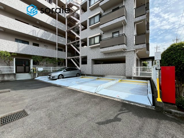 ライオンズテラス川越　中古マンションの駐車場|4/13　撮影