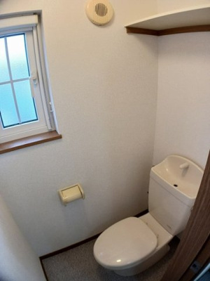 【トイレ】 | カステリア三隈Ⅱ | 落ち着いた色調のトイレです