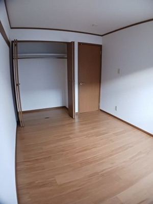 【内装】 | カステリア三隈Ⅱ | 内装は落ち着いています