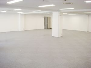 名興中駒ビル
