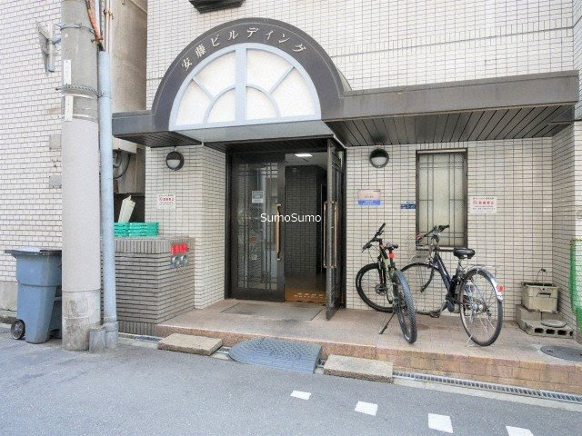 安藤ビルディングの外観