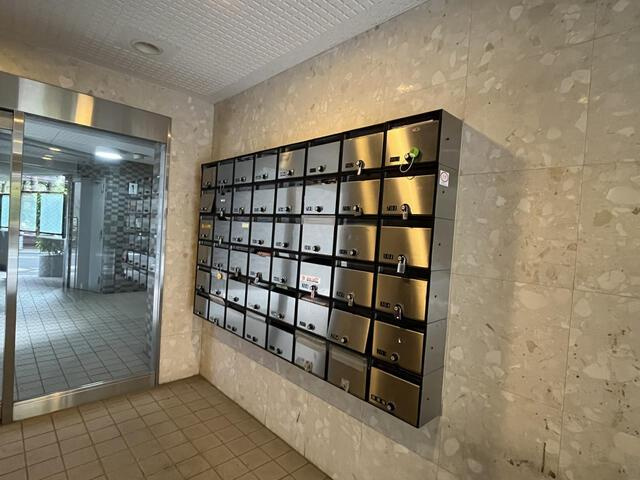 マイナビＳＴＡＹパレス都立大学駅前（スカイコート都立大学第２）のロビー