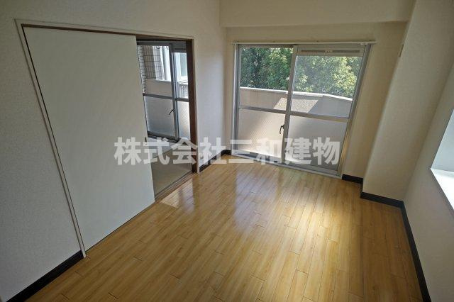 ドミール赤塚公園のその他