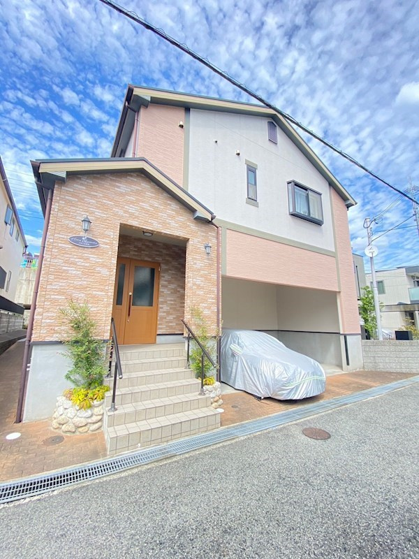 フローラ岡本