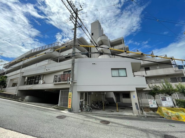 コスモ塩屋の外観