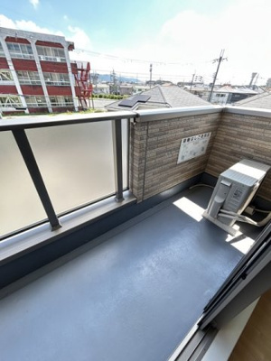 【バルコニー】 | アンダンテ郡津 | 広々としたバルコニーです