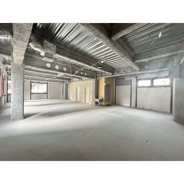 名駅ＦＧビルディングのロビー