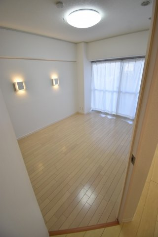 難波スカイハイツ