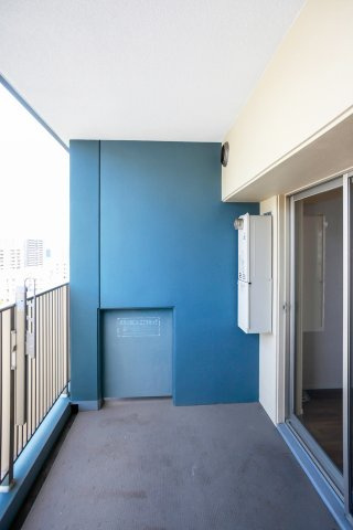 サヴォイコートオブアームズ　9階のバルコニー|別号室のものです。現状優先になります。