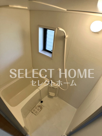 【浴室】 | グリーンヒル | ゆったり過ごせるお風呂です
同型タイプ