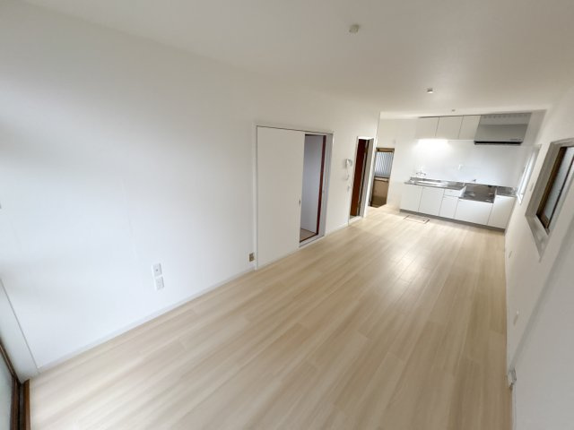 西松ヶ丘一戸建ての居間・リビング