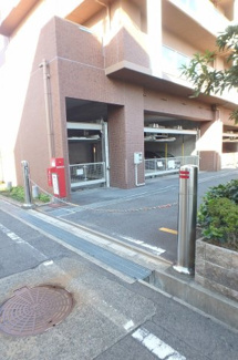 【駐車場】 | 南海シティコート金剛