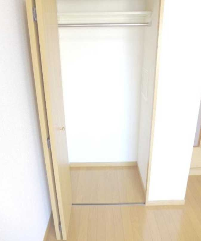 日神パレステージ三軒茶屋第2　分譲賃貸　高層階　オートロックの収納