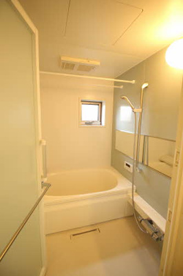 【浴室】 | グランクロス沖野上W | 追い焚き機能付き