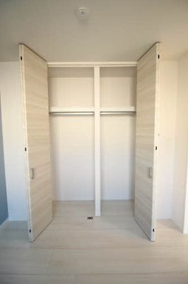 【収納】 | グランクロス沖野上W | クローゼット