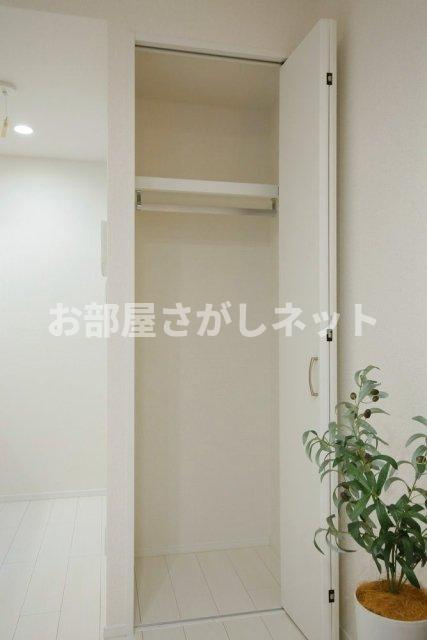 小石川フィエルテ【おとり物件なし】#学生・社会人にオススメ！初期費用分割払いOK！の収納|クローゼット※家具・家電・小物はイメージです