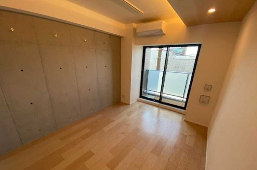 オーパスホームズ桜新町　二人入居可　敷金礼金0　フリーレント1か月の居間・リビング