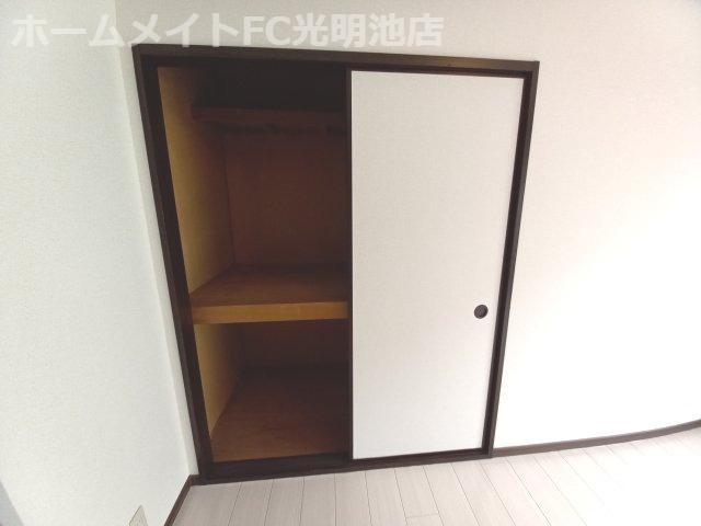 エクセレート府中B棟の収納