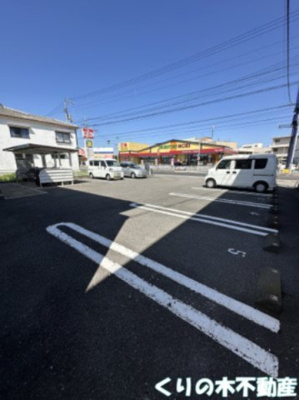 【駐車場】 | リフティートリウ | 駐車場に車を止められます