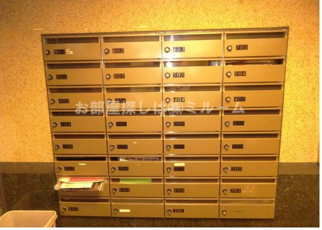 ルーブル新高円寺のその他共用部分|メールボックス