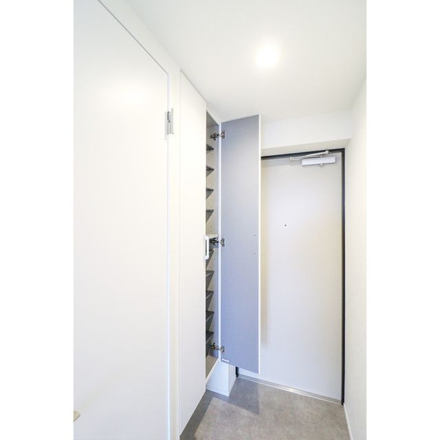 グランファーロ下北沢の玄関