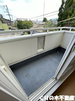 【バルコニー】 | ベルガーデンＡ | 反転タイプのお部屋です（現況を優先します）
