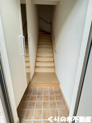 【玄関】 | ベルガーデンＡ | 反転タイプのお部屋です（現況を優先します）