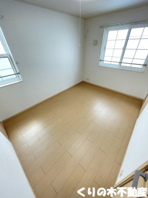 【洋室】 | ベルガーデンＡ | 反転タイプのお部屋です（現況を優先します）