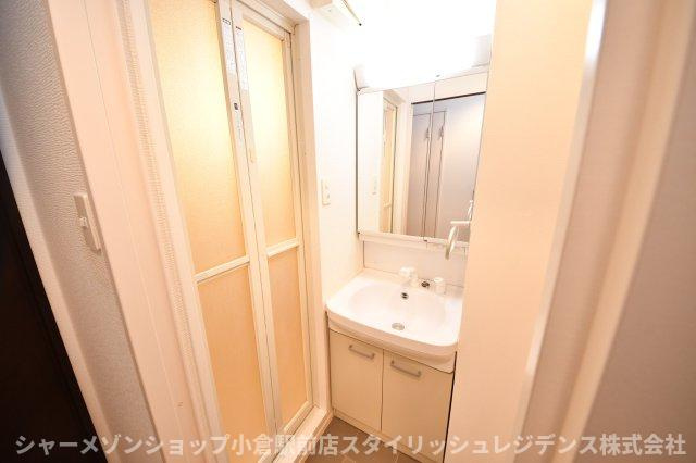 アルティザ小倉のシャワールーム