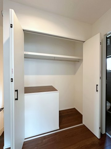 東区中山上2丁目No.3の収納|2階廊下収納☆