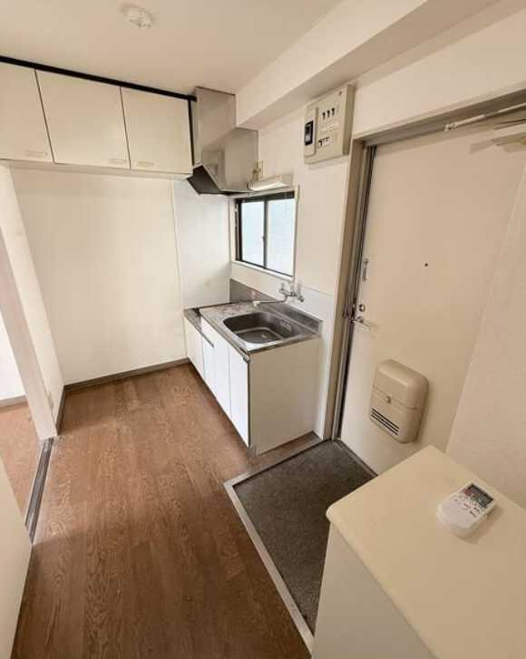 トーリンハイツ桜　二人入居相談　洋室広々10帖　室内洗濯機置き場のその他