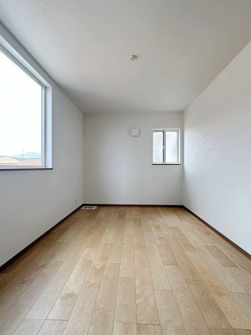 安佐南区東原3丁目 No.6の洋室|6帖の主寝室☆