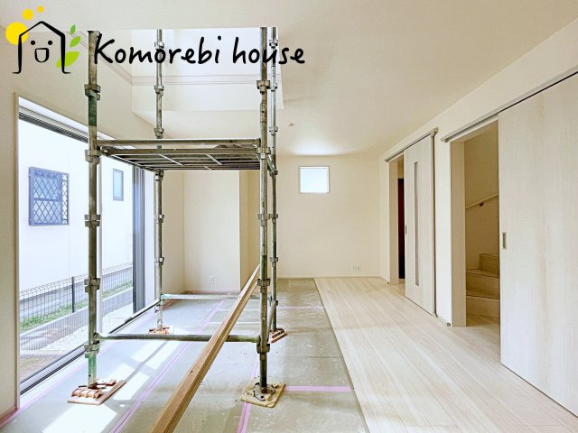 さいたま市見沼区東大宮3丁目　3期　新築一戸建て　ブルーミングガーデン　01の居間・リビング|26.5.7　撮影済み