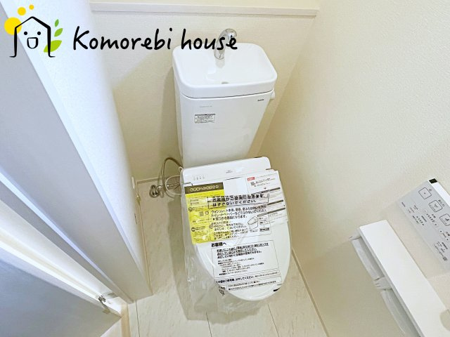 さいたま市見沼区東大宮3丁目　3期　新築一戸建て　ブルーミングガーデン　01のトイレ|26.5.7　撮影済み